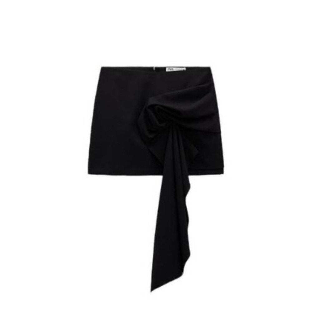 Zara mini skirt with bow